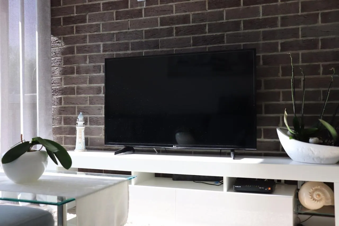 Departa Apartamenty - Wisniowy Sad - Koszalinska Kolobrzeg Apartment